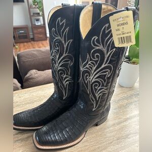 STETSON WOMEN'S CLARISA EXOTIC CAIMAN BELLY SKIN BOOTS Size 7